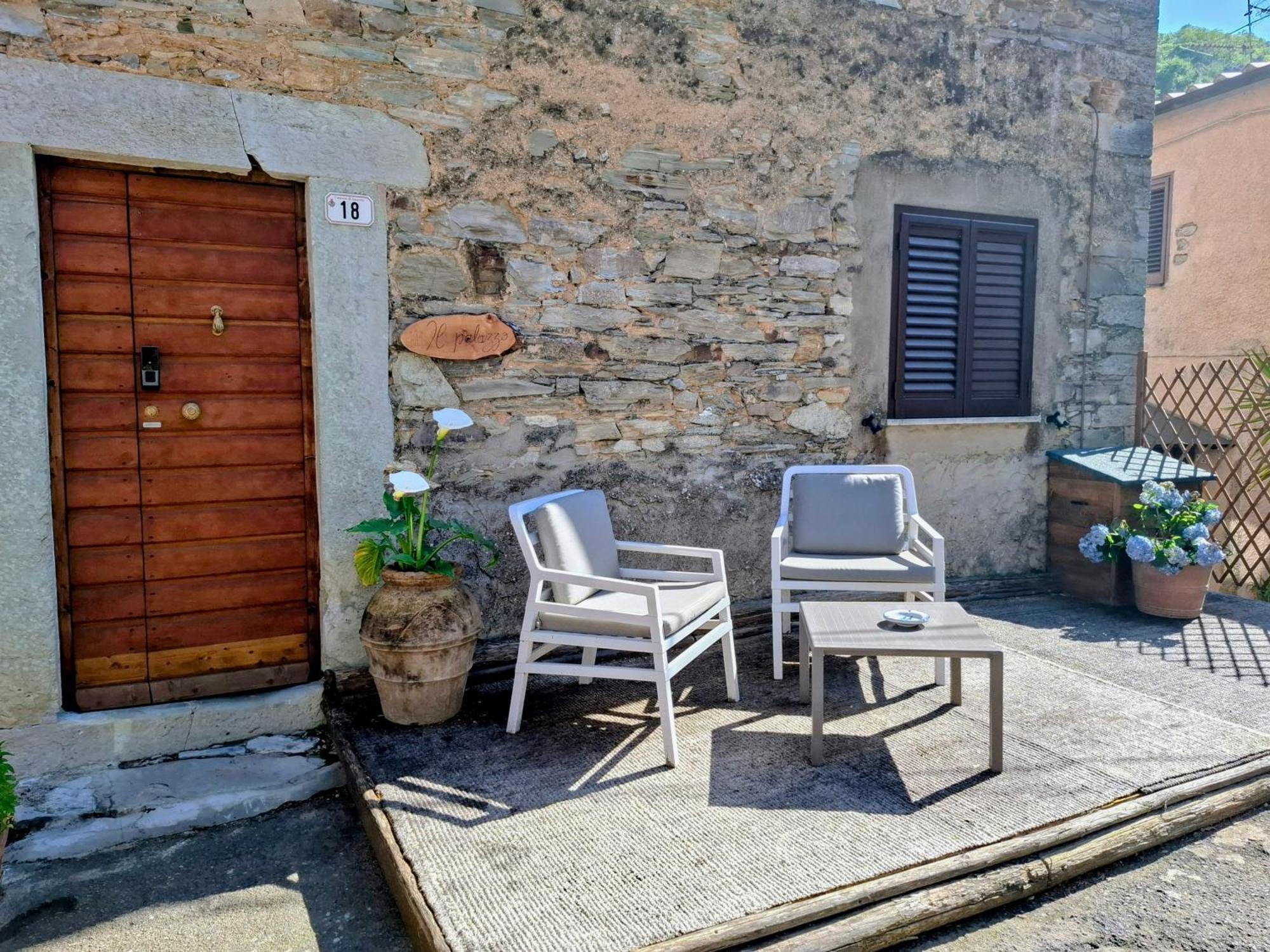 ホテル Il Palazzo, Le Fornaci サッセッタ エクステリア 写真